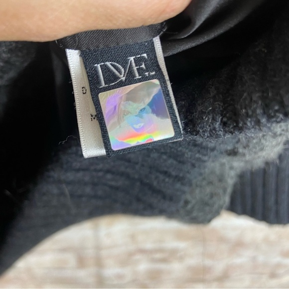 Diane Von Furstenberg Zayde Sweater Sequin Coat Size Small - Picture 8 of 11